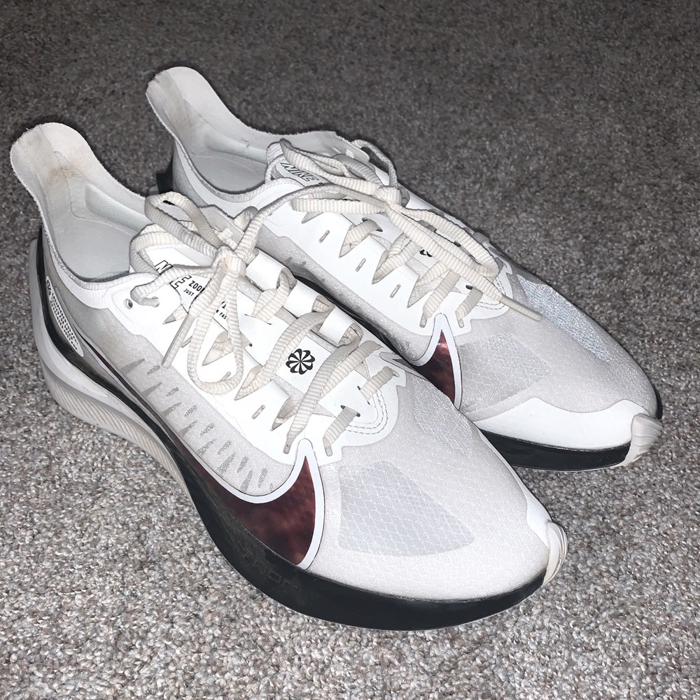 Nike Zoom Gravity